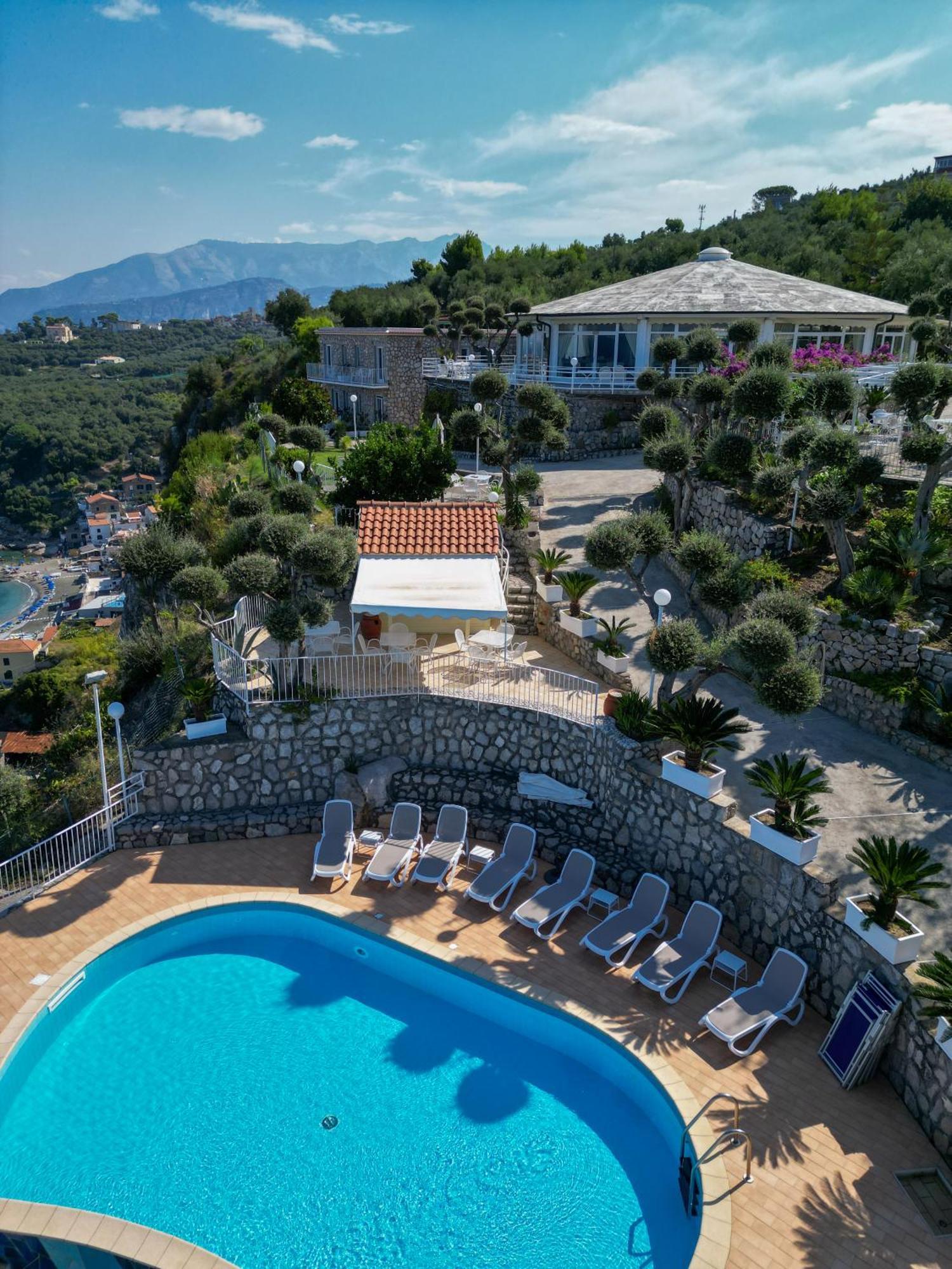 Hotel Villa Lubrense Sorrento Massa Lubrense Eksteriør billede