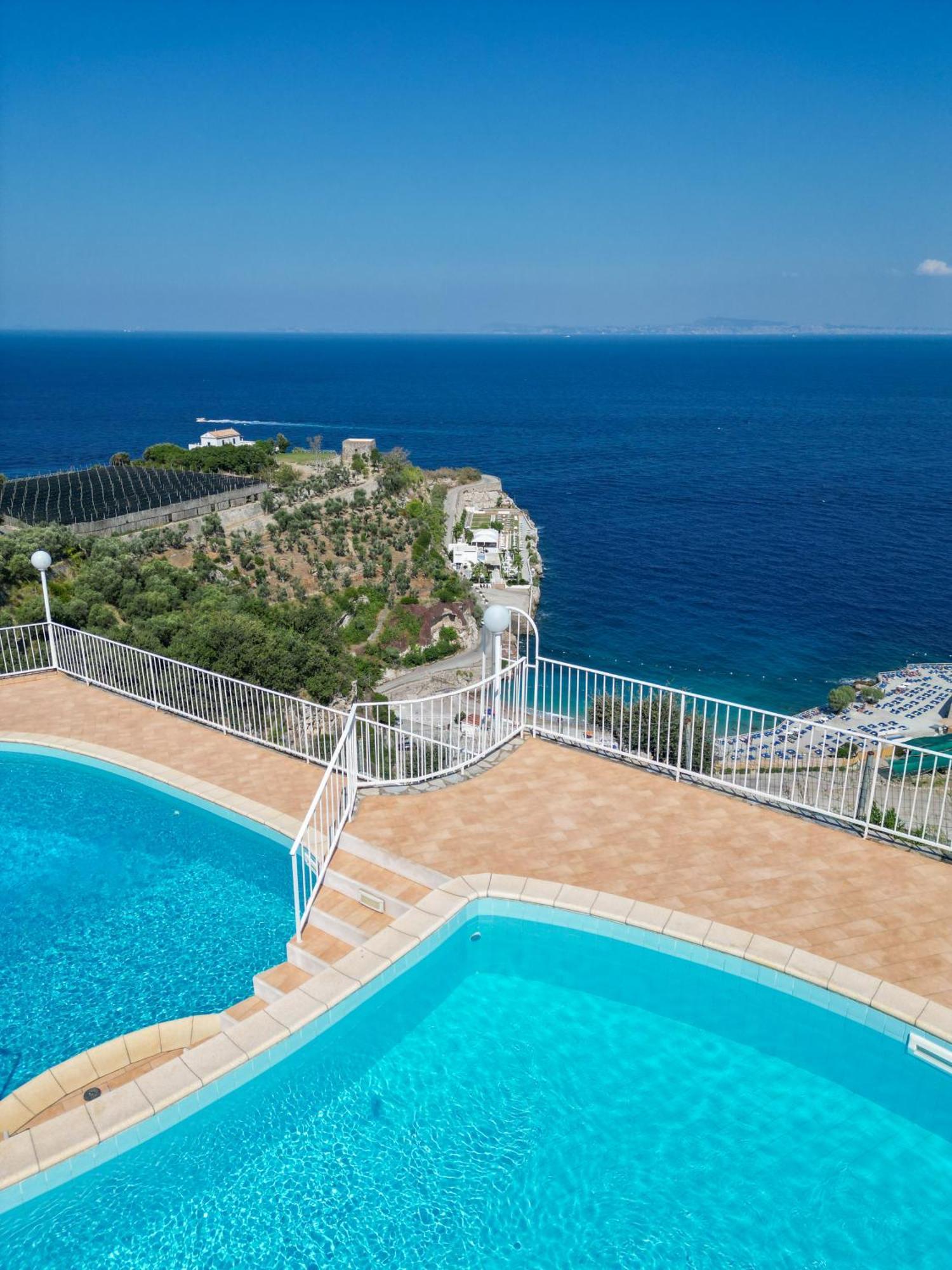 Hotel Villa Lubrense Sorrento Massa Lubrense Eksteriør billede